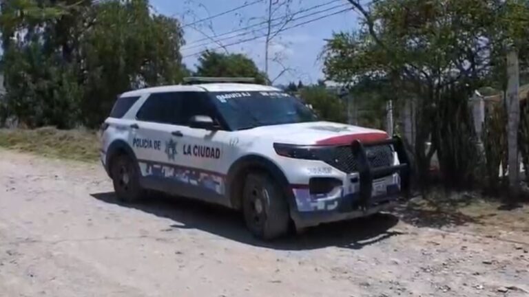 Hallan cadáver en San Francisco Totimehuacan, estaba baleado y desnudo