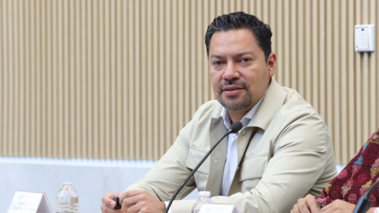 Promueve diputado Andrés Villegas iniciativa para expedir la nueva Ley contra el Feminicidio en Puebla