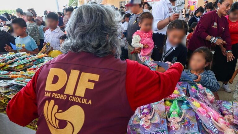 Tlazopilli acerca sonrisas a la infancia de San Pedro Cholula