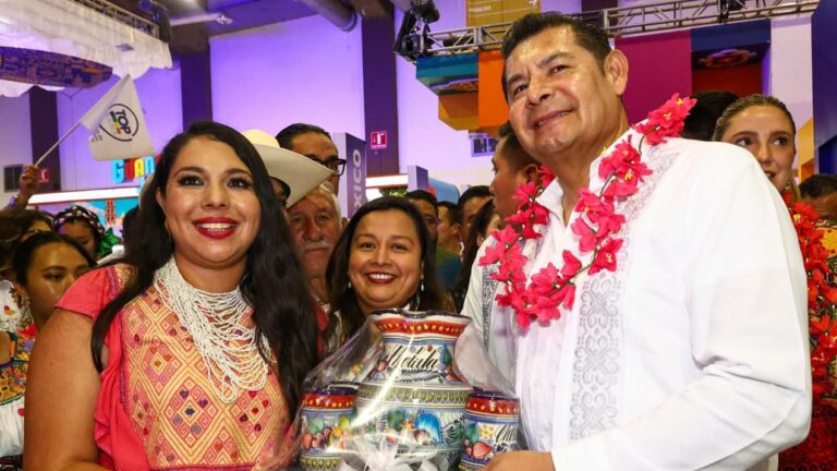 Tonantzin Fernández fortalece a San Pedro Cholula en el Tianguis Turístico 2026