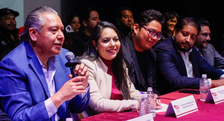Anuncian Tonantzin Fernández y Leobardo Soto aumento salarial para trabajadores sindicalizados de San Pedro Cholula