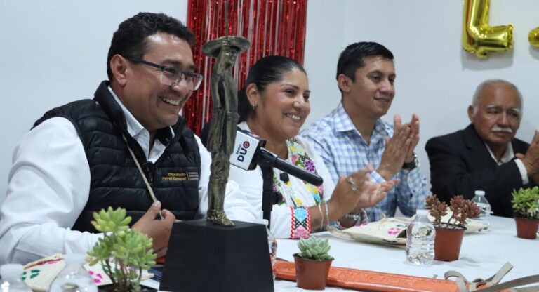 Elisa Limon inaugura su casa de gestión acompañada de Pável Gaspar; refrendan el compromiso de legislar en territorio 