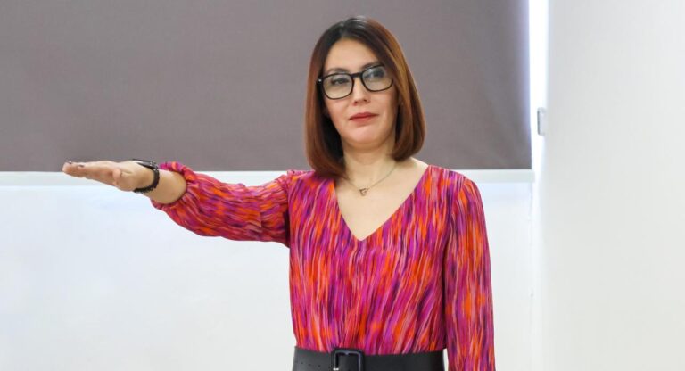 Designan a Christian Mariana Ceballos presidenta provisional del IEE de Puebla 