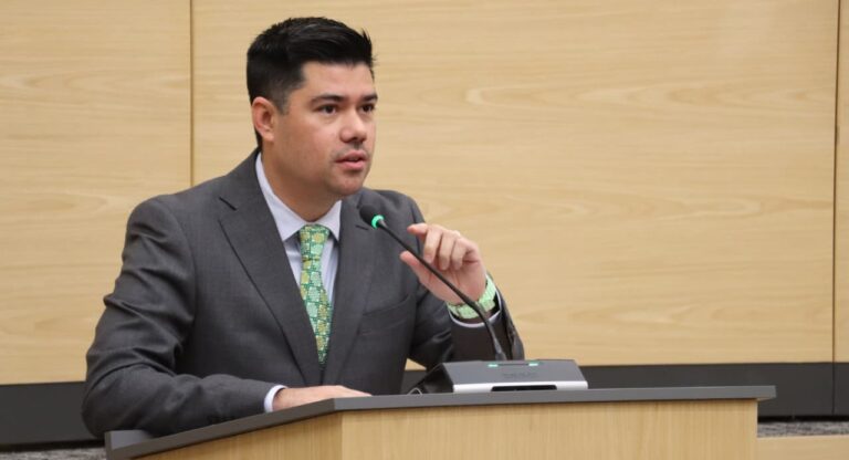 Impulsa Jaime Natale iniciativa para modificar la integración de los Ayuntamientos de Puebla 