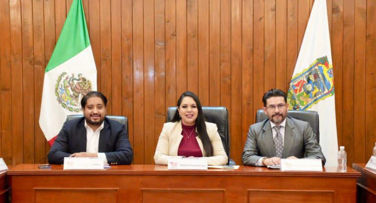 Tonantzin Fernández impulsa donación de predio para nuevo Bachillerato Tecnológico en San Pedro Cholula