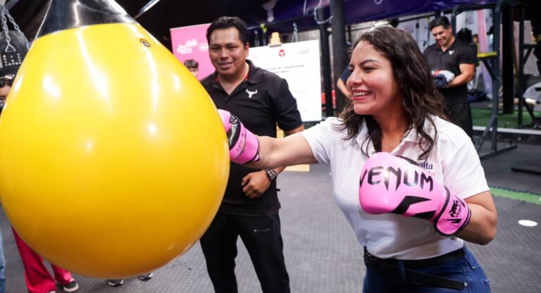 Impulsa Lupita Cuautle el deporte con firma de convenio en beneficio de la niñez y juventud