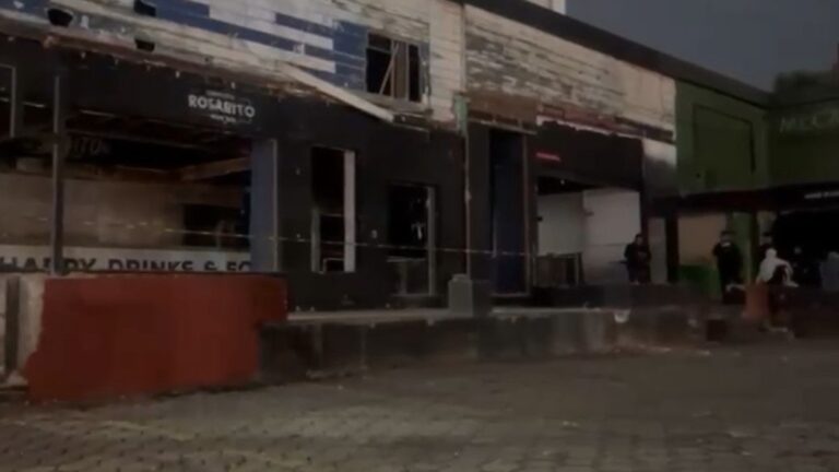 Hallan cadáver putrefacto en cisterna del Bar Rosarito, inician investigaciones