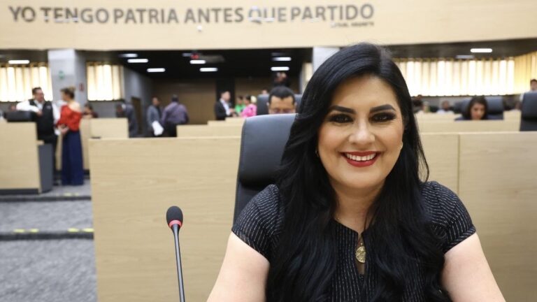 Plantea Delfina Pozos iniciativa para garantizar entornos educativos libres de uso político-partidista