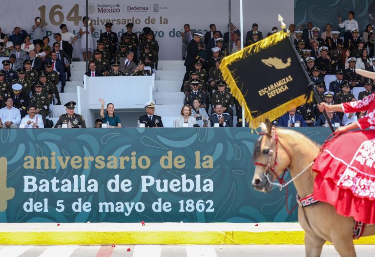 En unidad, con patriotismo y orden se realizó el desfile del 5 de Mayo