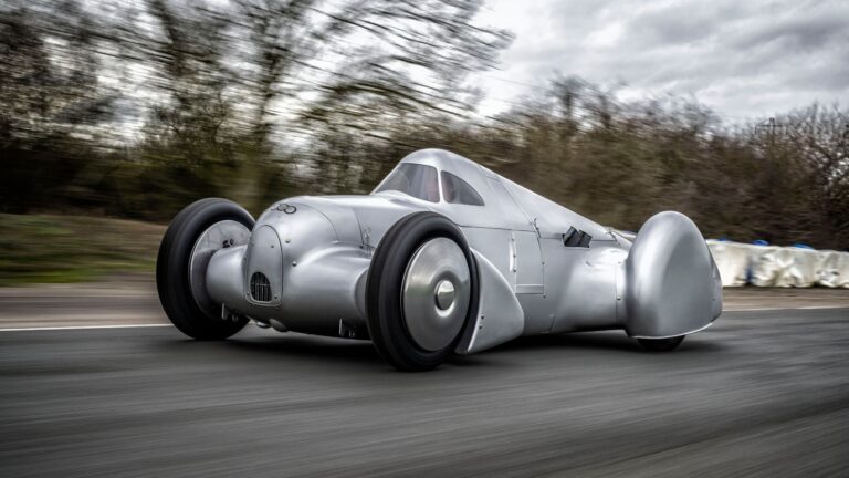 Audi Tradition rescata una leyenda: el Auto Union Lucca se une a la familia de las Flecha de Plata
