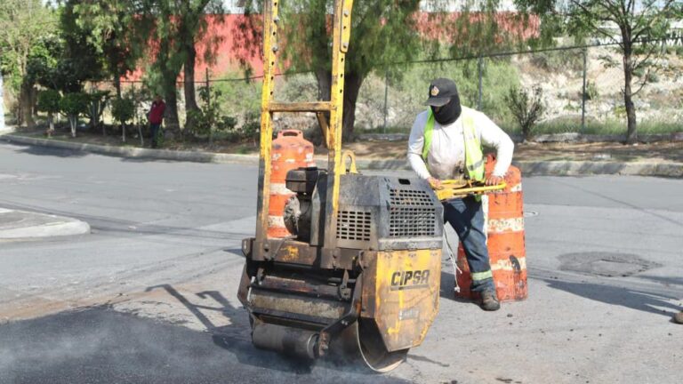 Suman 371 mil baches tapados hasta mayo, seguirá el trabajo