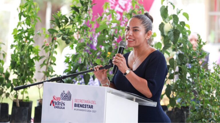Fortalece Lupita Cuautle la educación y el cuidado ambiental con entrega de apoyos en San Rafael Comac