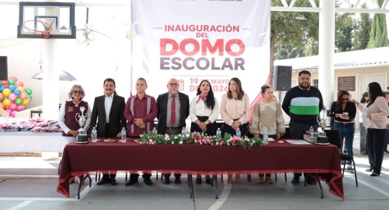 Entregan nuevo domo escolar en primaria de Momoxpan