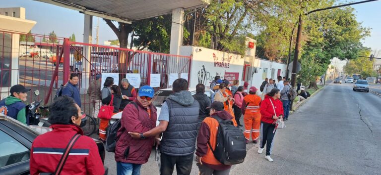 Trabajadores del OOSL se manifiestan y exigen condiciones laborales dignas