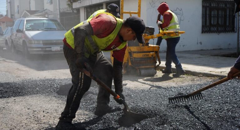 Reafirma Pepe Chedraui compromiso con acciones de mantenimiento vial