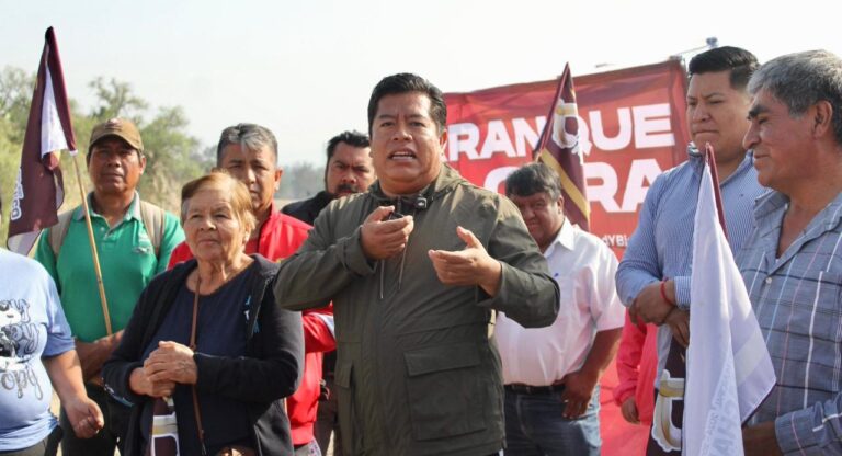 Inicia obra de camino rural que conectará comunidades de Tecamachalco