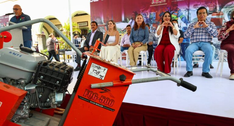 Con nuevos módulos de bacheo, Tonantzin Fernández refuerza la movilidad en San Pedro Cholula