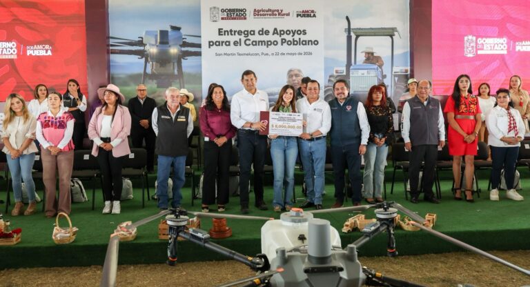 Con maquinaria y apoyos directos, Gobierno Estatal reactiva 200 mil hectáreas de campo