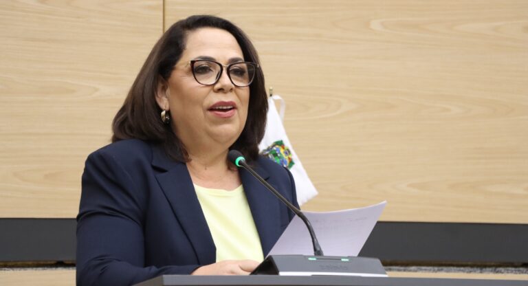Presenta Soledad Amieva iniciativa para garantizar transporte más accesible e incluyente para personas con discapacidad