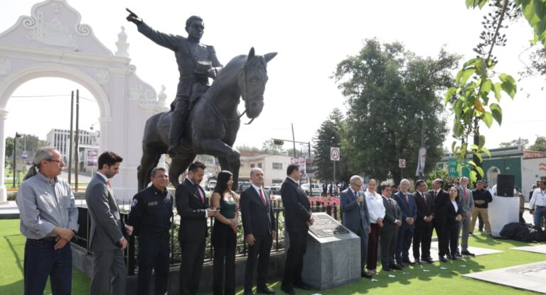Participan integrantes de la LXII Legislatura en la Develación del Monumento a Ignacio Zaragoza