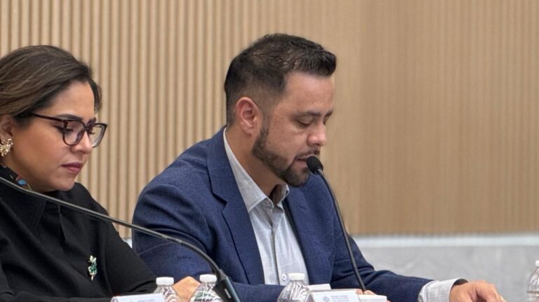 Hasta 10 años de cárcel a quienes induzcan a menores al acceso al consumo sustancias nocivas 