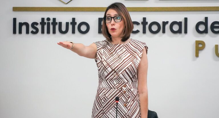 Christian Mariana Ceballos Garduño rinde protesta como consejera presidenta provisional del IEE