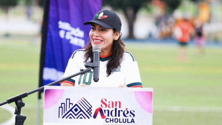 Impulsa Lupita Cuautle el deporte con la Copa San Andrés y la develación de balones monumentales