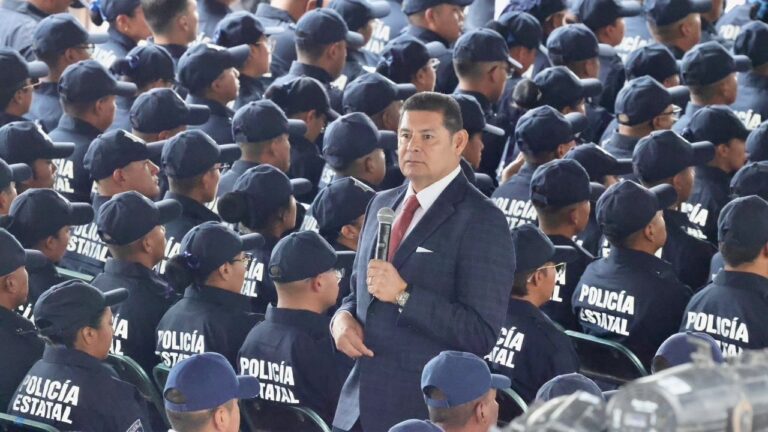 Con policía, profesionalizada Gobierno Estatal fortalece la seguridad de las familias
