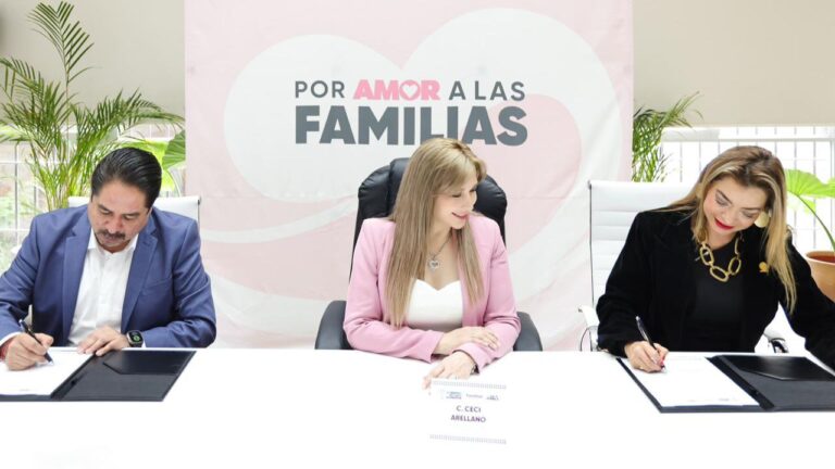 SEDIF y Consejo Coordinador de Mujeres Empresarias fortalecen desarrollo integral de las poblanas