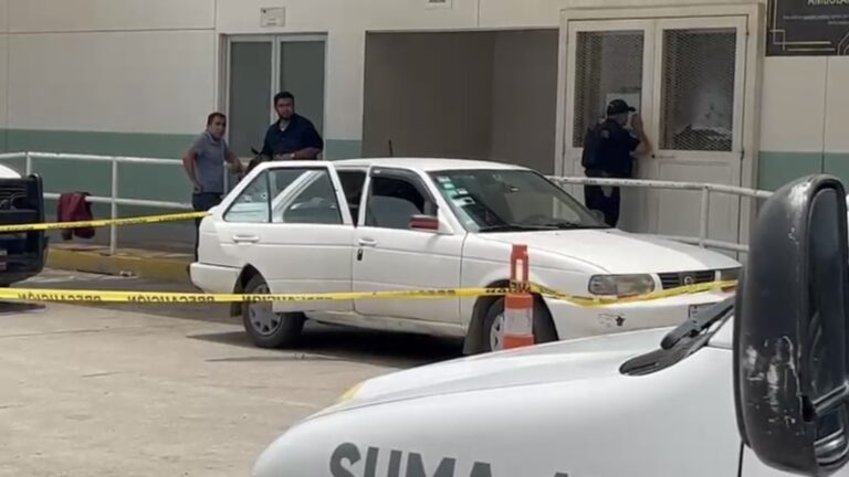 Motociclistas ejecutan a una mujer en San Pablo Xochimehuacán