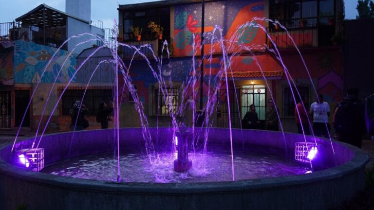 Realiza Gobierno de Pepe Chedraui mantenimiento de fuente en el Parque del Barrio de Xanenetla