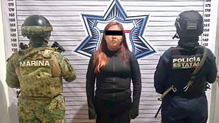 Seguridad Pública y Marina detienen a mujer presuntamente dedicada al robo