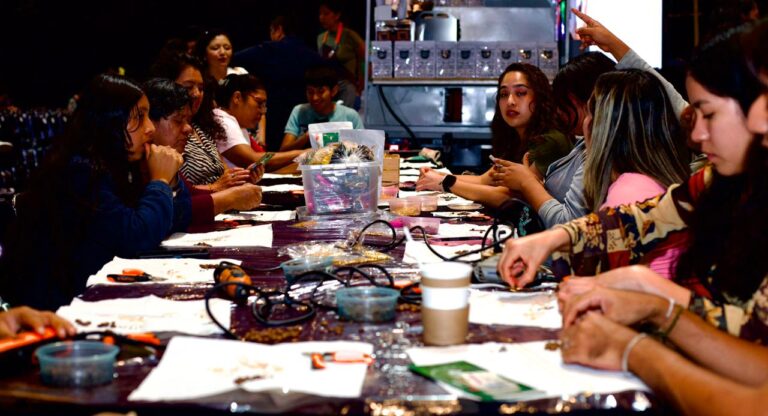 Emprendimiento y riqueza comunitaria estatal, mediante “Talleres con Amor” en CONCAFÉ 2026