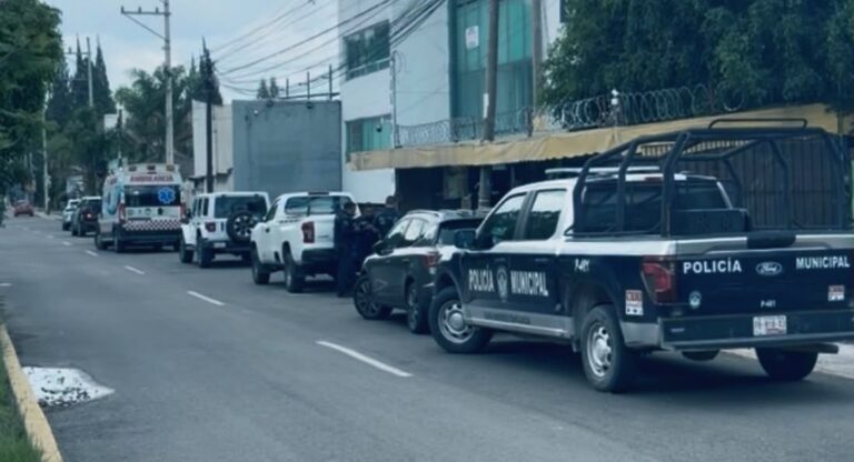 Policía Municipal de San Andrés Cholula frustra atraco a cuentahabiente tras persecución y balacera