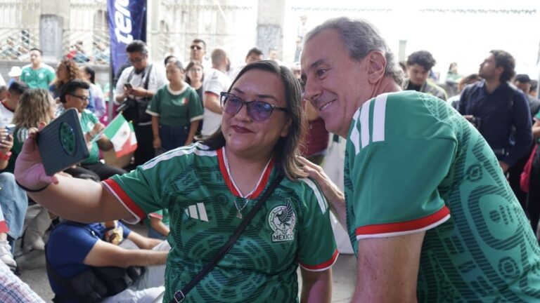 Convive Pepe Chedraui con poblanas y poblanos en la inauguración de la Copa del Mundo 2026