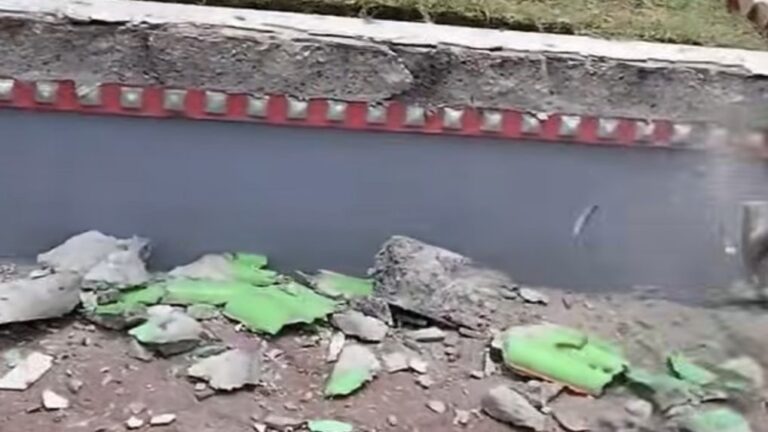 Causa inconformidad derribo de jardineras en Mihuacan, acusan daño patrimonial