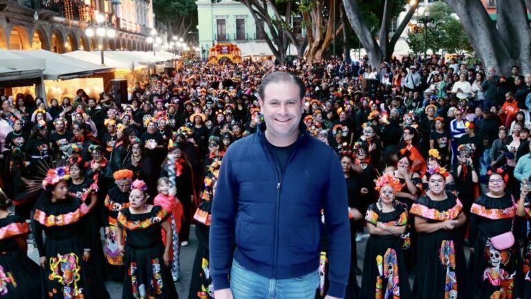 Realiza Gobierno de Pepe Chedraui activación física musicalizada masiva con motivo del Día de Muertos