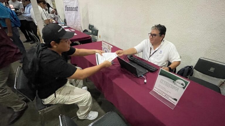 Atenderá Oficina Móvil del SAT a habitantes del municipio de Rafael Lara Grajales y ciudad de Puebla